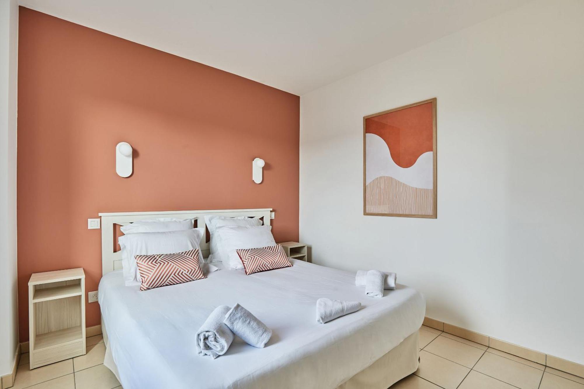 Residence Odalys Le Mas Des Flamants Aigues-Mortes Buitenkant foto